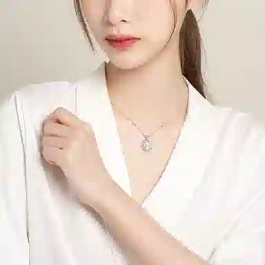 S925