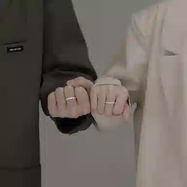 999