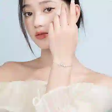 S925