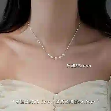 925