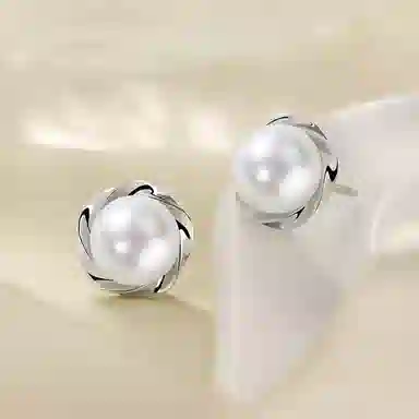 S925