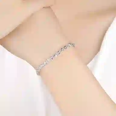 S925