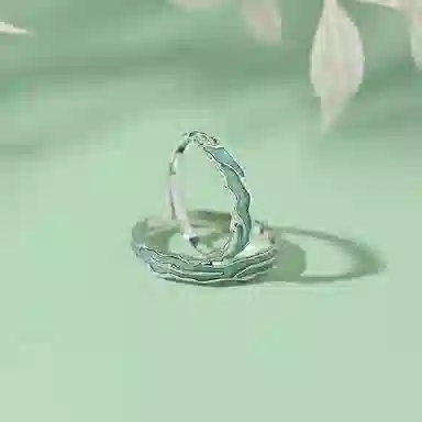 S925