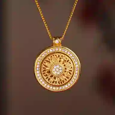 925