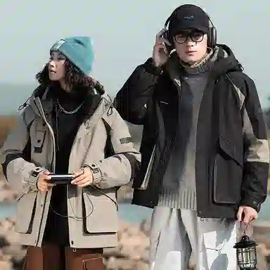 鸭鸭 短款连帽户外保暖外套羽绒服 女款