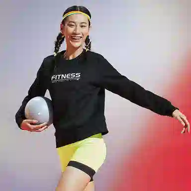 特步 简约百搭套头卫衣 女款