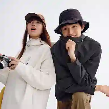 特步  羽翼 户外纯色可拆帽羽绒三合一  防水防风透气轻量冲锋衣 男女同款 正黑色