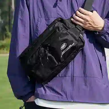 特步 纯色运动户外便携卡扣挎包潮流时尚 织物 腰包 男女同款情侣款 黑色