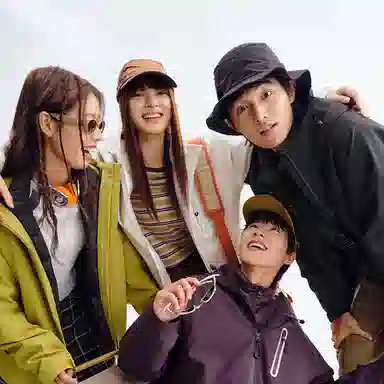 特步  羽翼 户外纯色可拆帽羽绒三合一  防水防风透气轻量冲锋衣 男女同款 正黑色