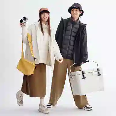 特步  羽翼 户外纯色可拆帽羽绒三合一  防水防风透气轻量冲锋衣 男女同款 正黑色