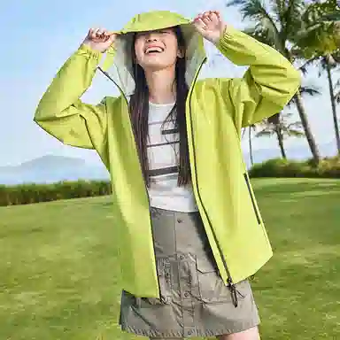 特步  羽翼 软壳百搭潮流  防水防泼水防风冲锋衣 男女同款