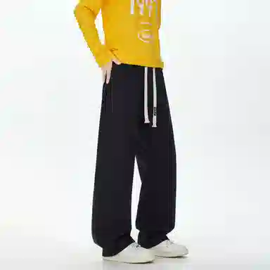 MKIEZER