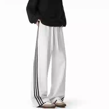 MKIEZER