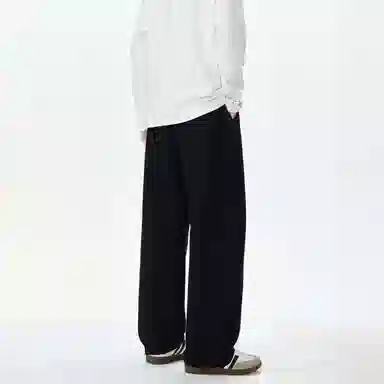 MKIEZER