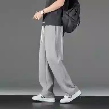 MKIEZER