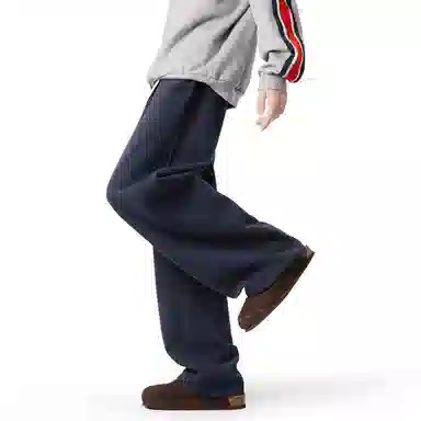 MKIEZER