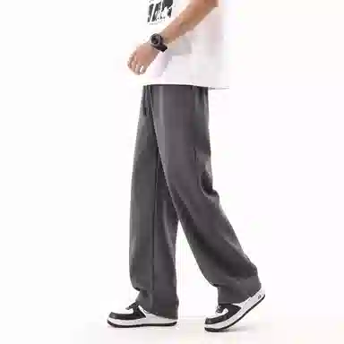 MKIEZER