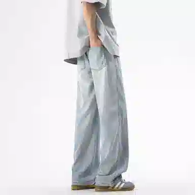 MKIEZER