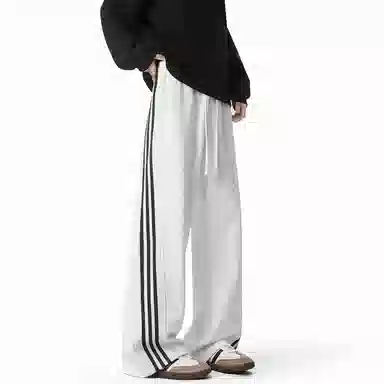 MKIEZER