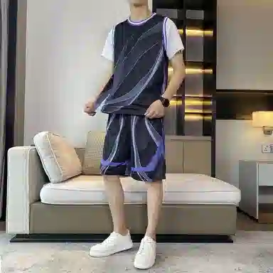 MKIEZER