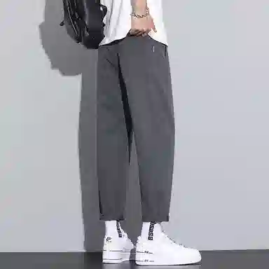 MKIEZER