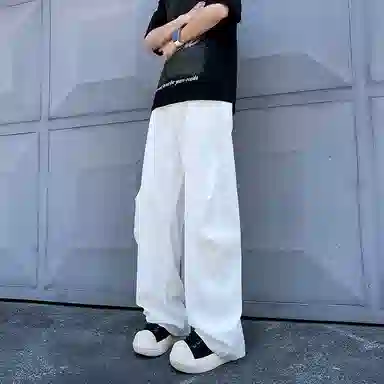 MKIEZER