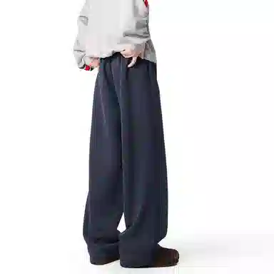 MKIEZER