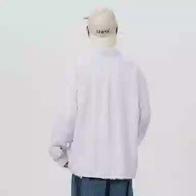 MKIEZER