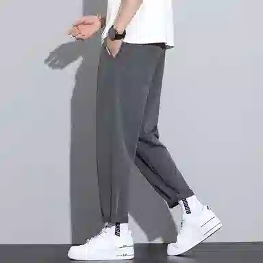 MKIEZER
