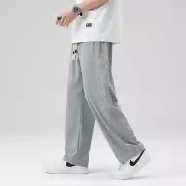MKIEZER