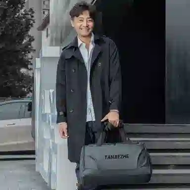 探界者 干湿分离防水耐脏容量超大多重收纳独立鞋仓 皮膜 健身旅行包 常规 男款 黑色/灰色