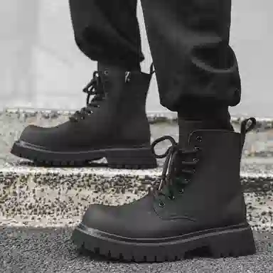 Martin Boots Classic Black