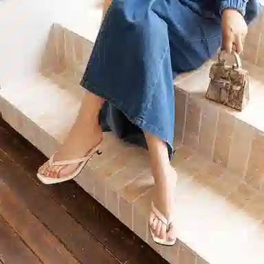 蓉城鞋王 经典时尚 潮流舒适人字拖鞋 女款