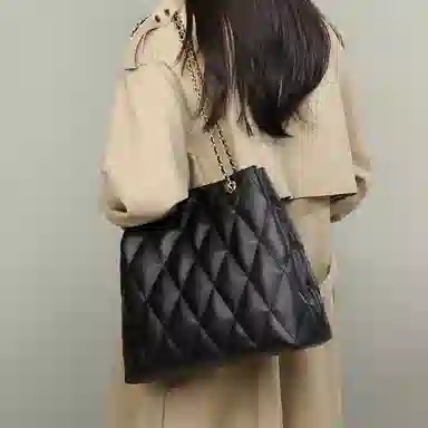 MILLIE'S Tote