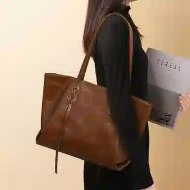 MILLIE'S ins Tote