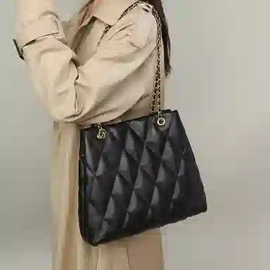 MILLIE'S Tote