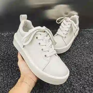 YIVELOVE Low Top Sneakers
