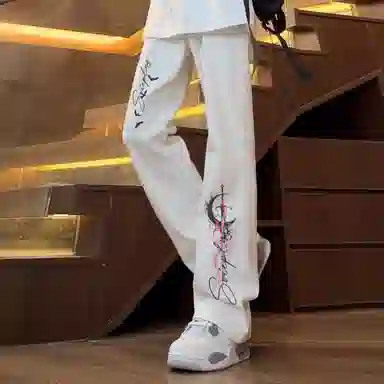 SOIEPLUS Lightning Logo Jeans