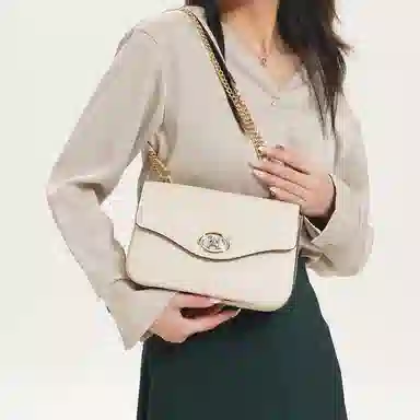 都宝路 质感百搭轻便日常通勤约会出行简约菱格链条 牛皮拼合成革 单肩斜挎包 女款 多色