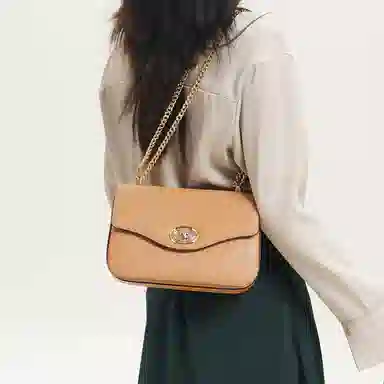 都宝路 质感百搭轻便日常通勤约会出行简约菱格链条 牛皮拼合成革 单肩斜挎包 女款 多色