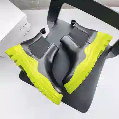 健休 牛剖层革 简约舒适 中筒 马丁靴 男女同款