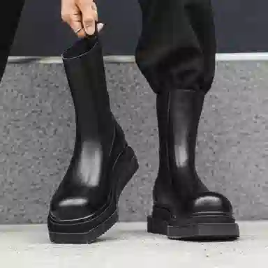 Jianxiu Chelsea Boots Black