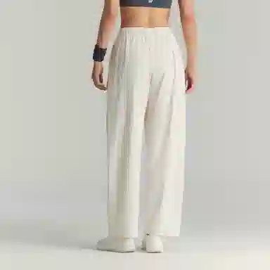 Wilson SS25 CLUB SPORTS Breadsticks