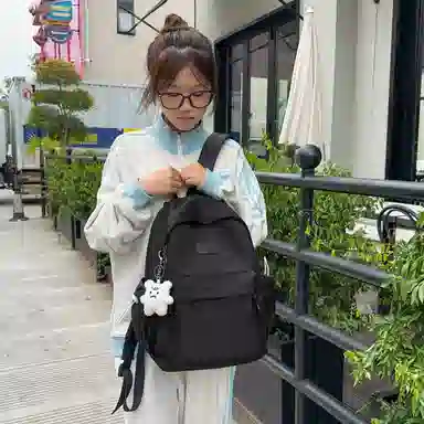 芭菲尼 百搭时尚 尼龙 双肩包 女款 多色