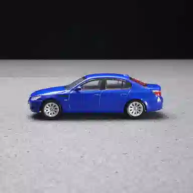 Chiyu 1:64DCT BMW M5 (E60)