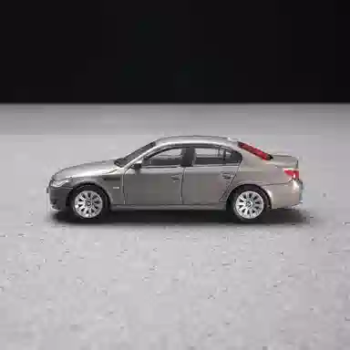 Chiyu 1:64DCT BMW M5 (E60)