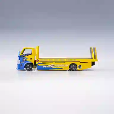 Chiyu Model 1:64 Pink Edition