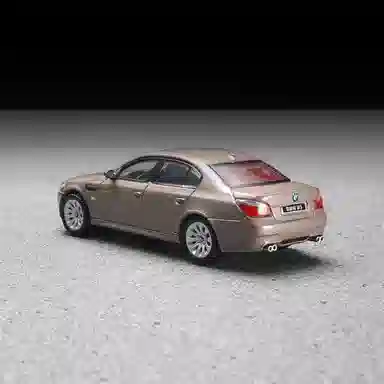 Chiyu 1:64DCT BMW M5 (E60)