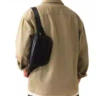 后步 小众设计高级小巧轻便简约通勤休闲 进口植鞣头层牛皮 背包斜挎包胸包腰包 小号 男女同款情侣款 黑色