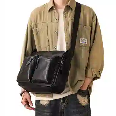 后步 通勤休闲机能风个性百搭运动质感 头层牛皮 单肩斜挎包 男女同款情侣款 黑色